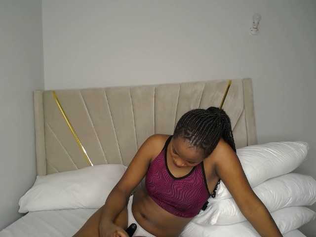 Kimmy1's BongaCams show and profile