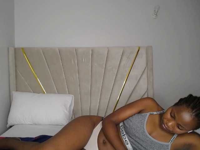 Kimmy1's BongaCams show and profile