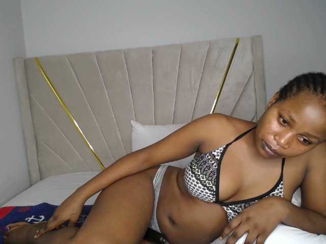 Kimmy1's BongaCams show and profile