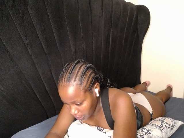 Kimmy1's BongaCams show and profile