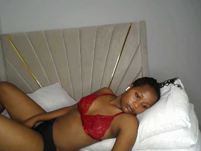 Kimmy1's BongaCams show and profile