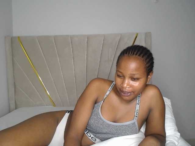 Kimmy1's BongaCams show and profile