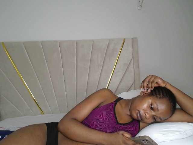 Kimmy1's BongaCams show and profile