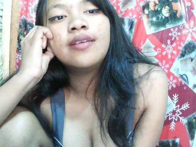 Sarah-001, une amatrice française avec qui discuter et avoir du sexe