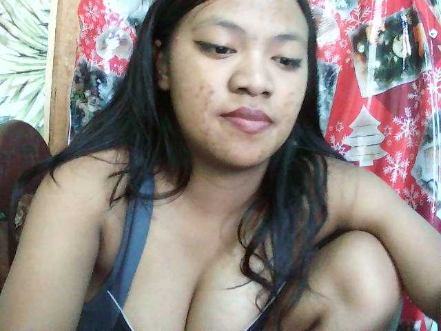 Sarah-001, une amatrice française avec qui discuter et avoir du sexe