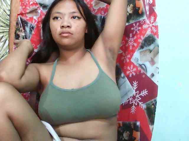 Sarah-001 Live Webcam on BongaCams