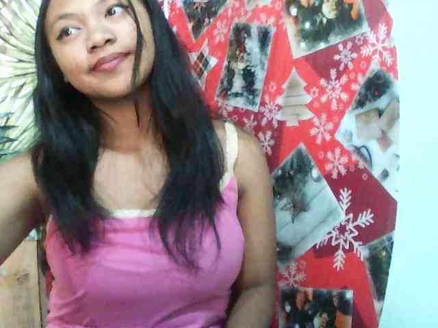 Sarah-001 Live Webcam on BongaCams