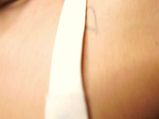 sashalorenz's BongaCams show and profile