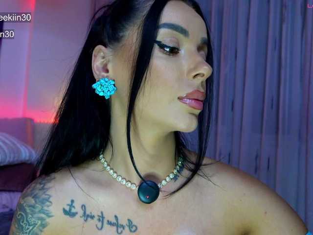 Iammazeekiin30xx's BongaCams show and profile