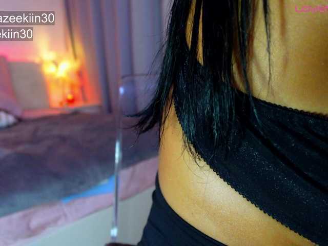 Iammazeekiin30xx's BongaCams show and profile