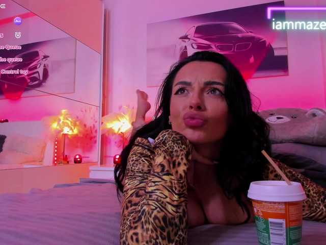 Iammazeekiin30xx's BongaCams show and profile