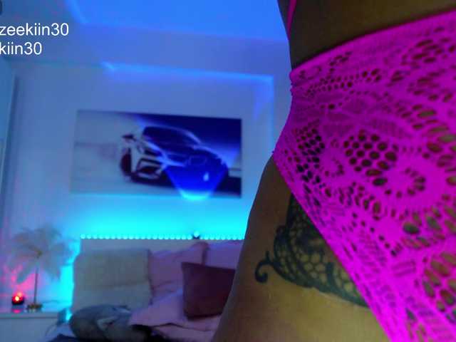 Iammazeekiin30xx's BongaCams show and profile