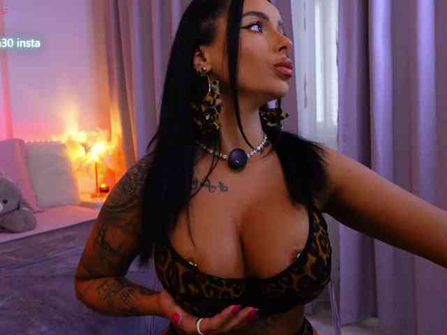 Iammazeekiin30xx webcam