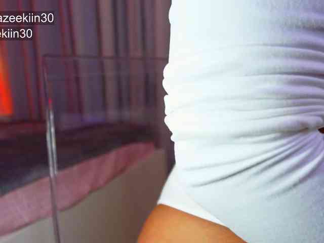 Iammazeekiin30xx webcam