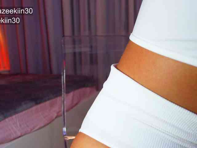 Iammazeekiin30xx webcam