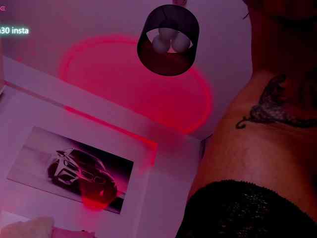 Iammazeekiin30xx webcam