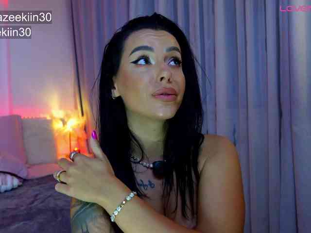 Iammazeekiin30xx webcam