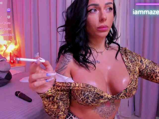 Iammazeekiin30xx Live Webcam on BongaCams