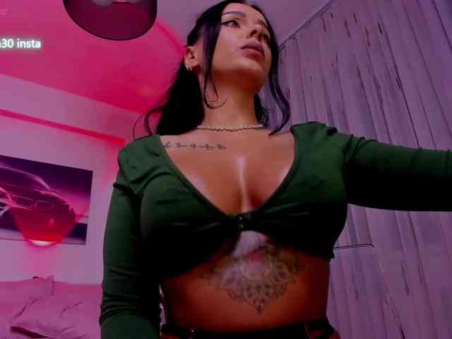 Iammazeekiin30xx webcam