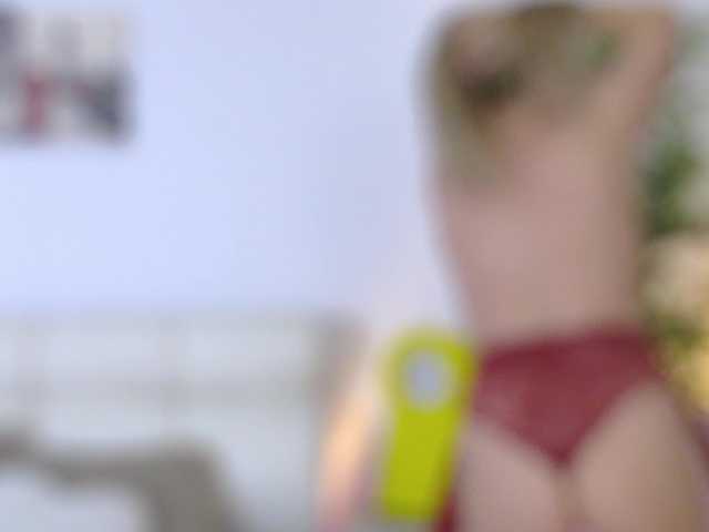 CougarMilf's BongaCams show and profile