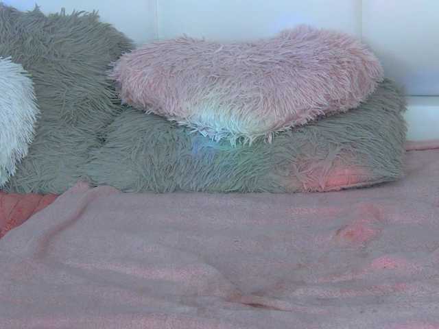 CougarMilf's BongaCams show and profile