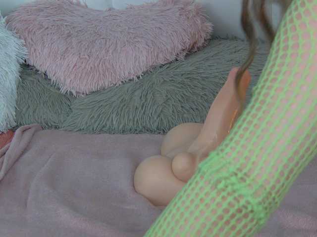 CougarMilf's BongaCams show and profile