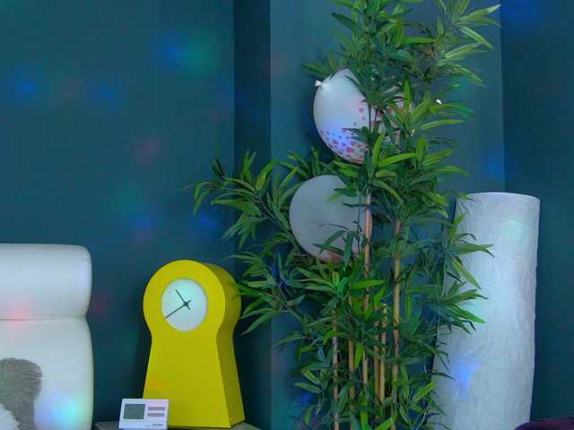 CougarMilf's BongaCams show and profile