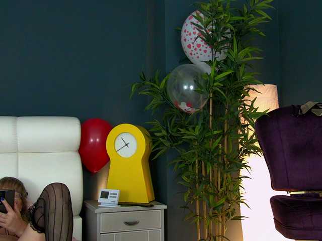 CougarMilf's BongaCams show and profile