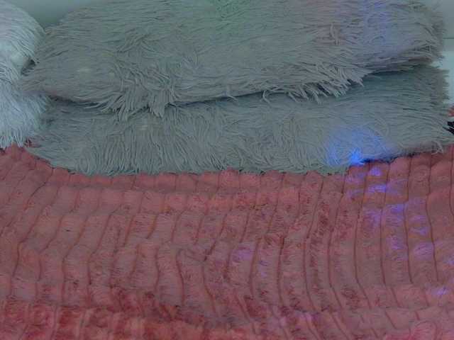 CougarMilf's BongaCams show and profile