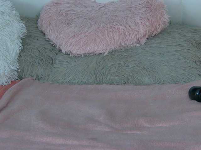 CougarMilf's BongaCams show and profile