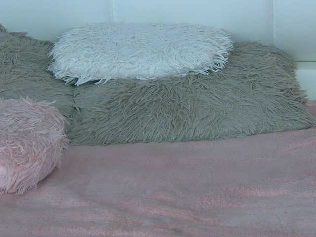 CougarMilf's BongaCams show and profile