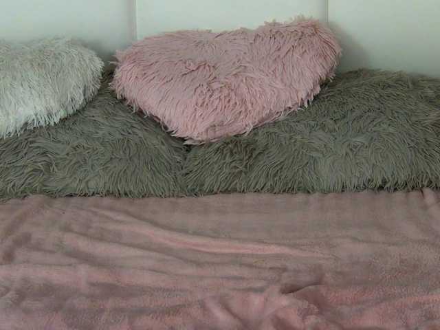 CougarMilf's BongaCams show and profile