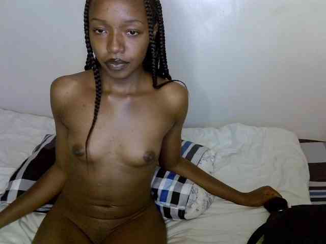 Goldicocks Live Webcam on BongaCams