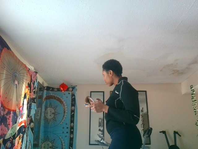 AdviceColumn's BongaCams show and profile