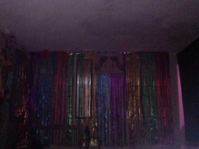 AdviceColumn's BongaCams show and profile