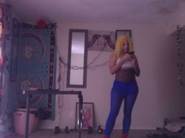 AdviceColumn's BongaCams show and profile