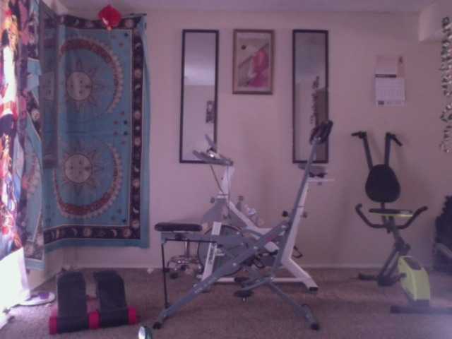 AdviceColumn's BongaCams show and profile