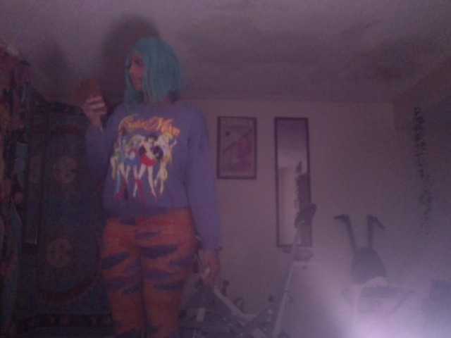 AdviceColumn's BongaCams show and profile