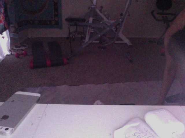 AdviceColumn's BongaCams show and profile