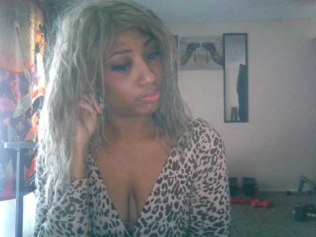 AdviceColumn free chat on liveonude