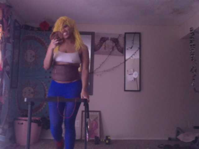 AdviceColumn's BongaCams show and profile