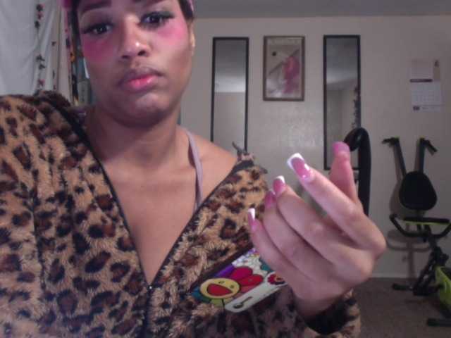 AdviceColumn's BongaCams show and profile