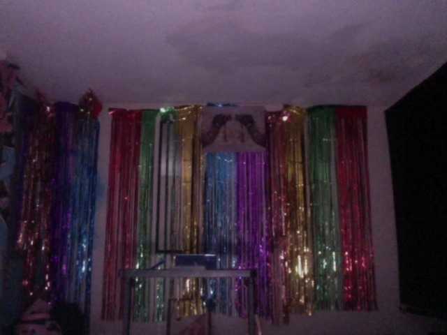 AdviceColumn's BongaCams show and profile