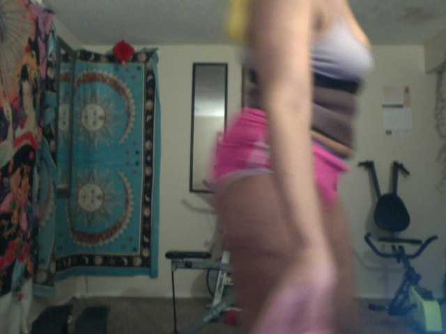 AdviceColumn's BongaCams show and profile