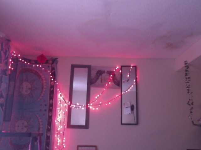 AdviceColumn's BongaCams show and profile