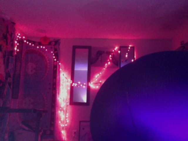 AdviceColumn's BongaCams show and profile