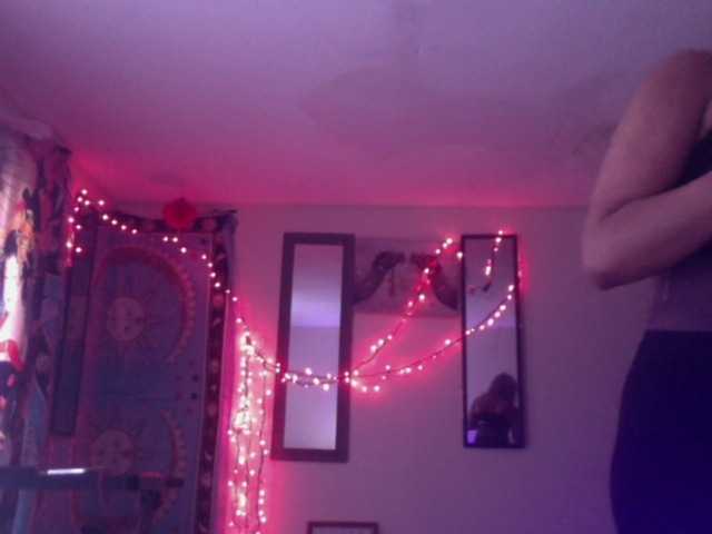 AdviceColumn free chat on liveonude