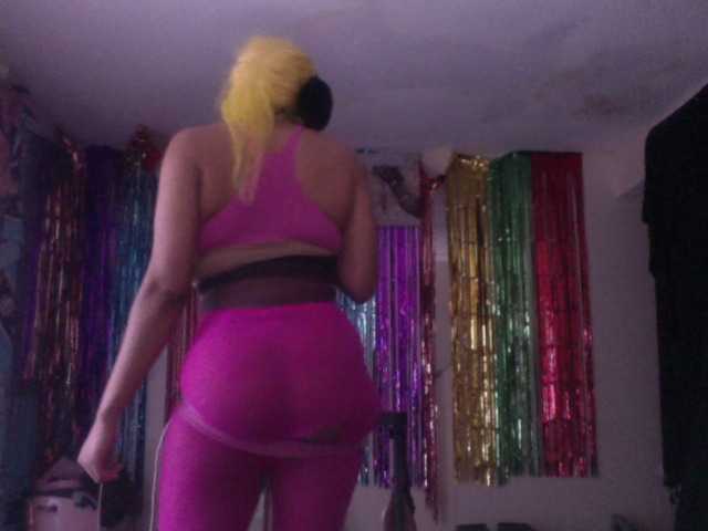 AdviceColumn's BongaCams show and profile