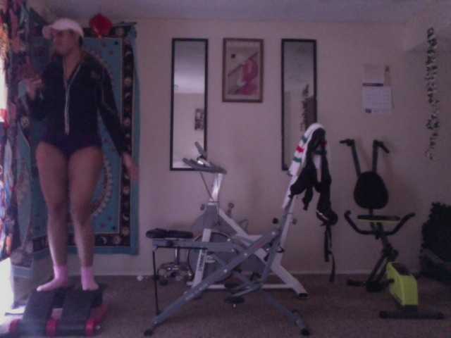 AdviceColumn's BongaCams show and profile