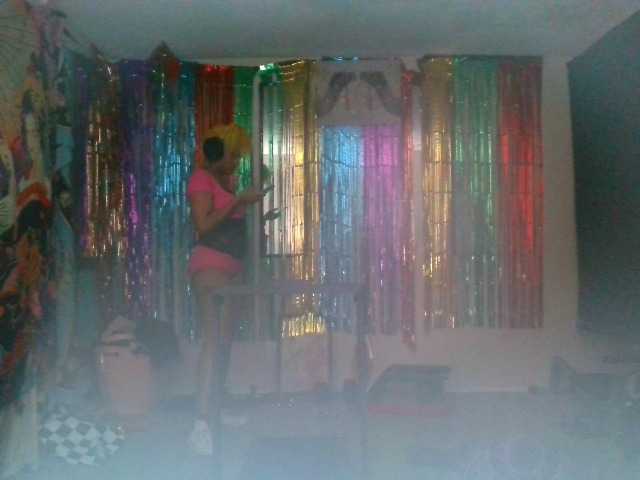 AdviceColumn's BongaCams show and profile